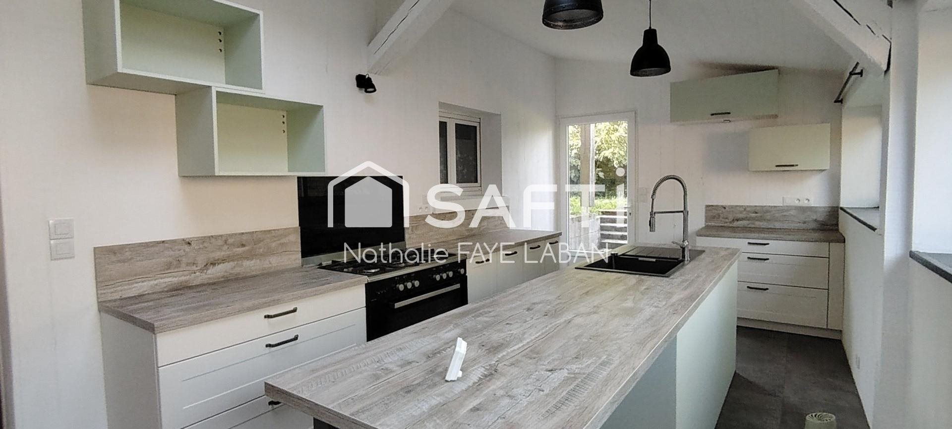 Maison à vendre, 118m², Saint-Pierre-de-Maillé