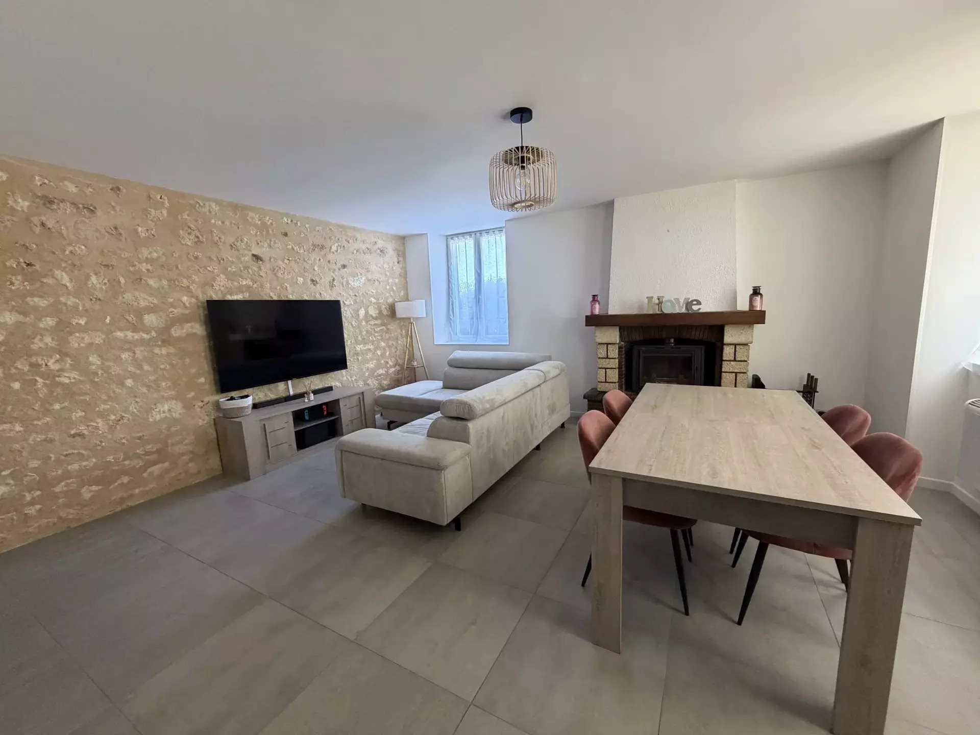 Maison à vendre, 114m², Saint-Bonnet-sur-Gironde
