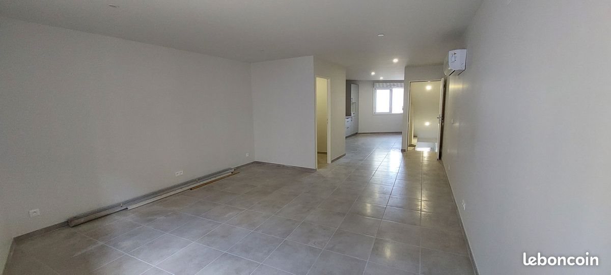 Maison à louer, 84m², Baho