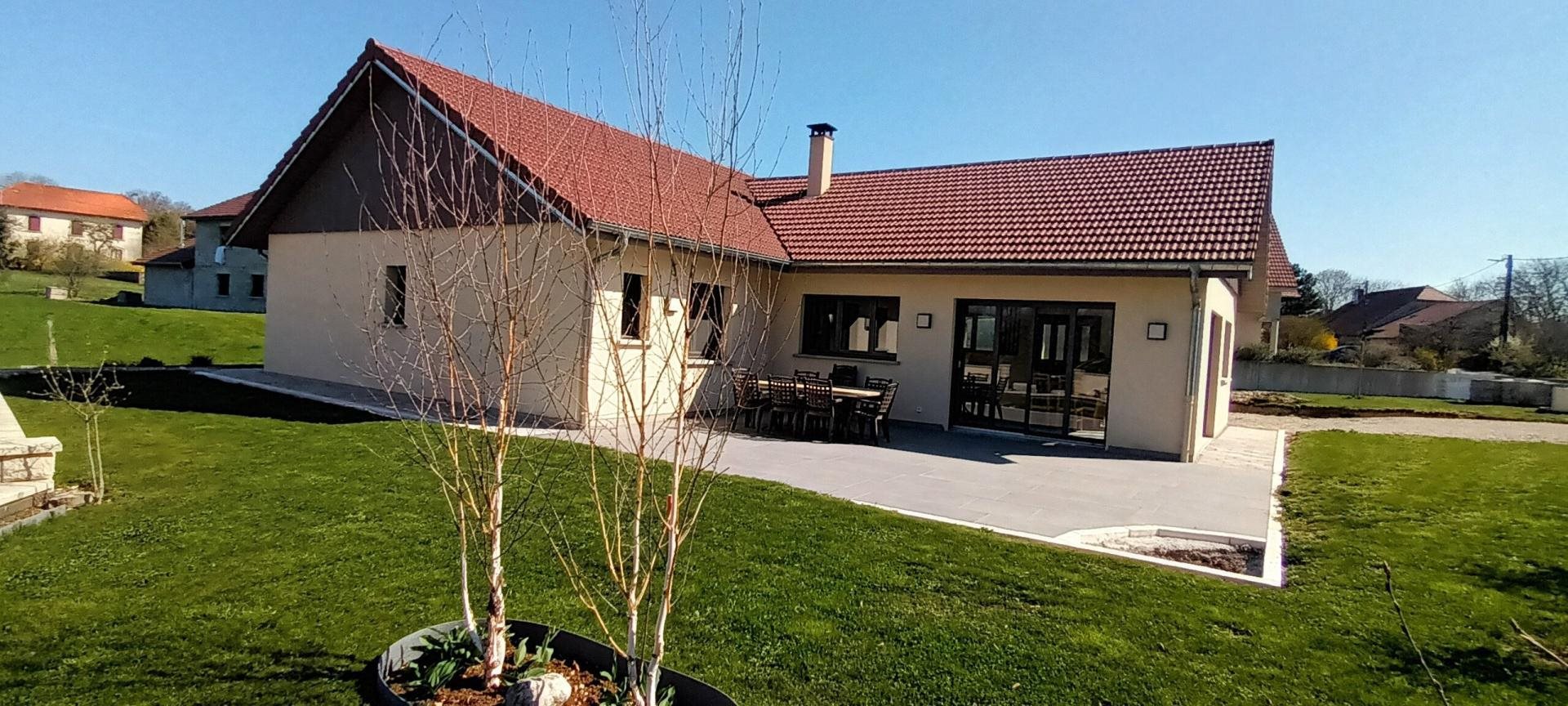 Maison à vendre, 139m², Amancey