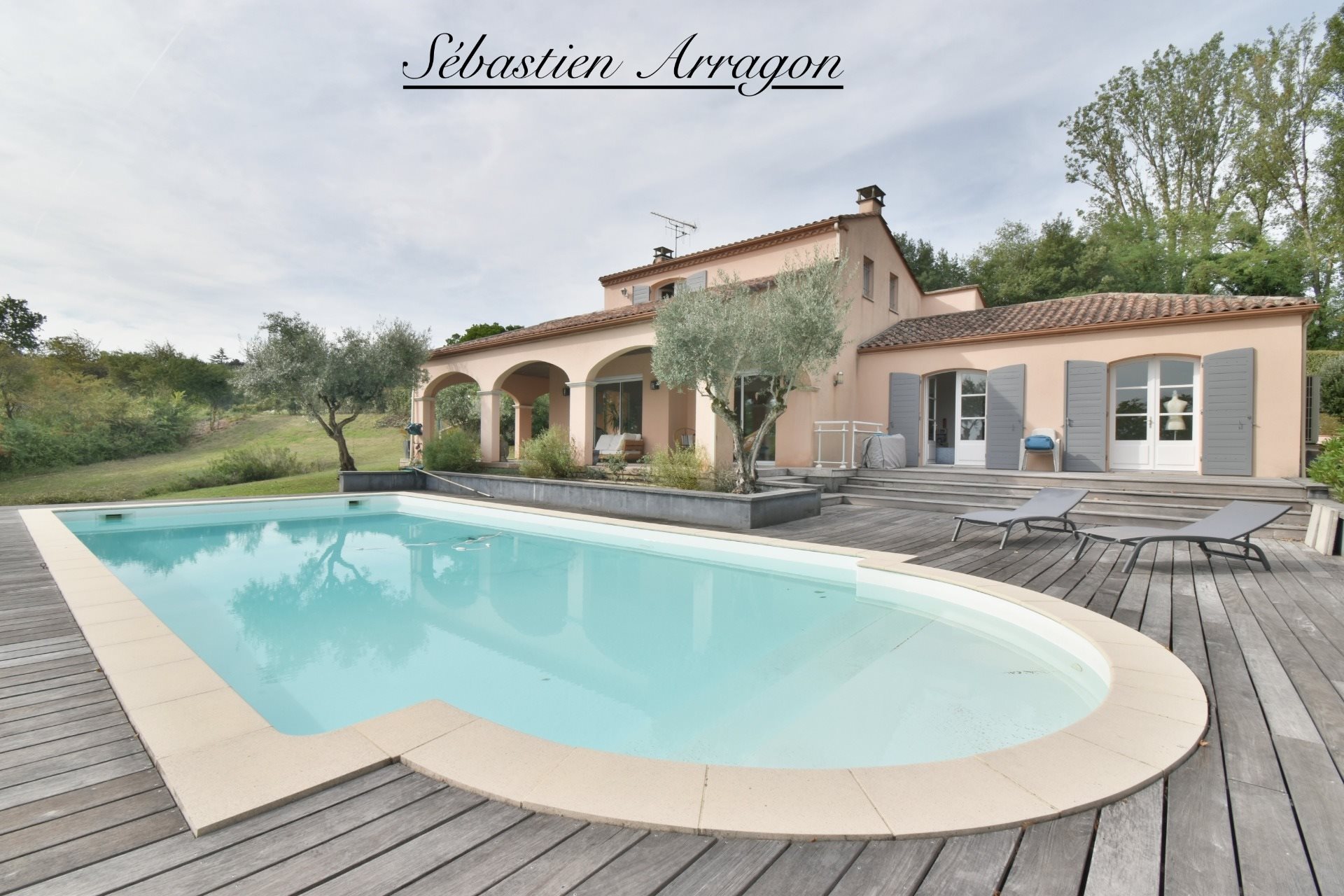 Maison à vendre, 180m², Sainte-Colombe-en-Bruilhois