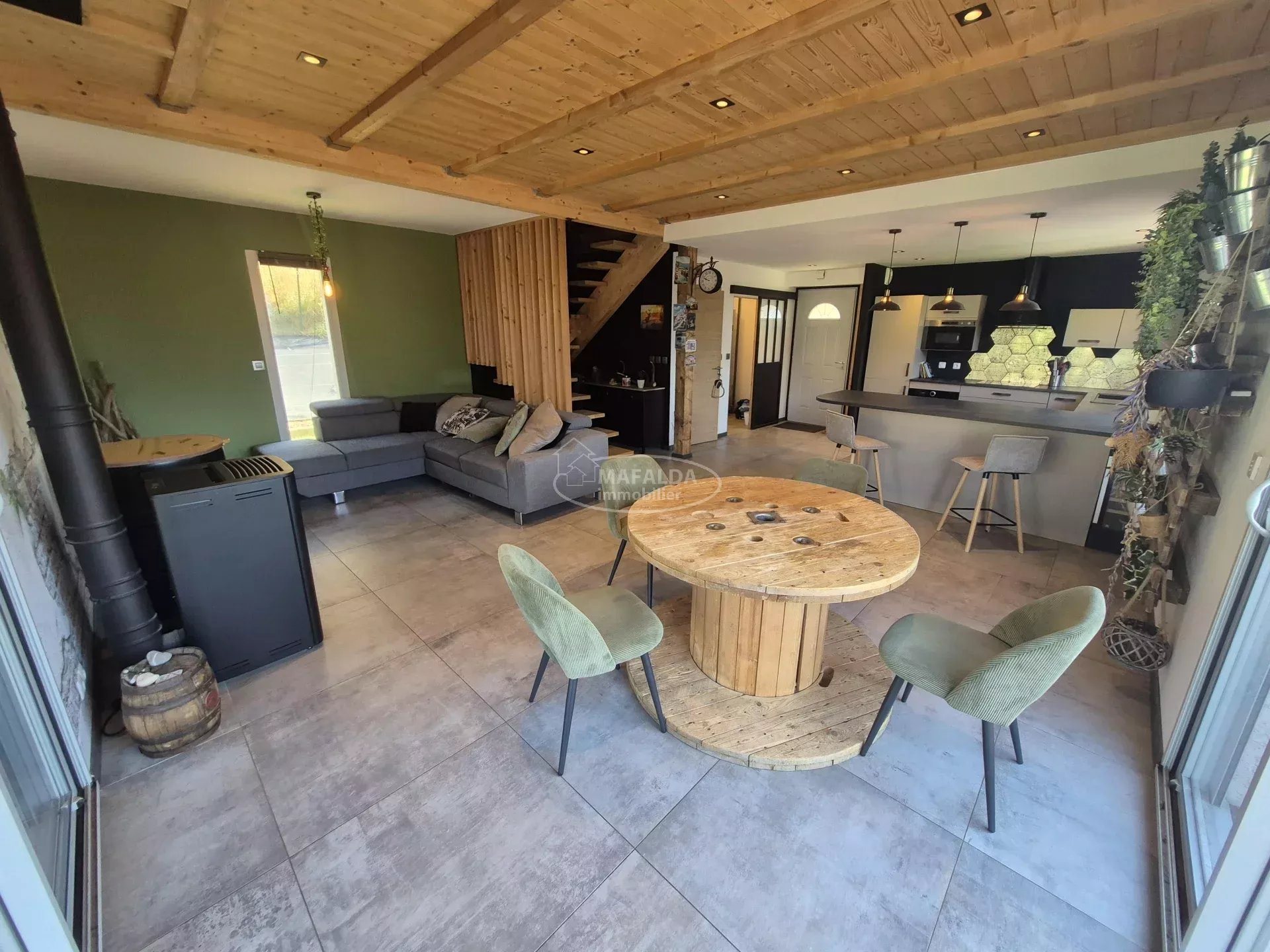 Maison à vendre, 94m², Thyez