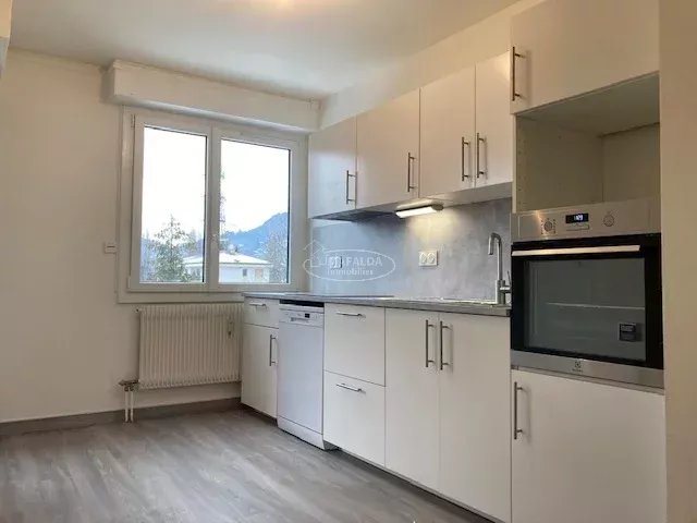 Appartement à vendre, 63m², Cluses