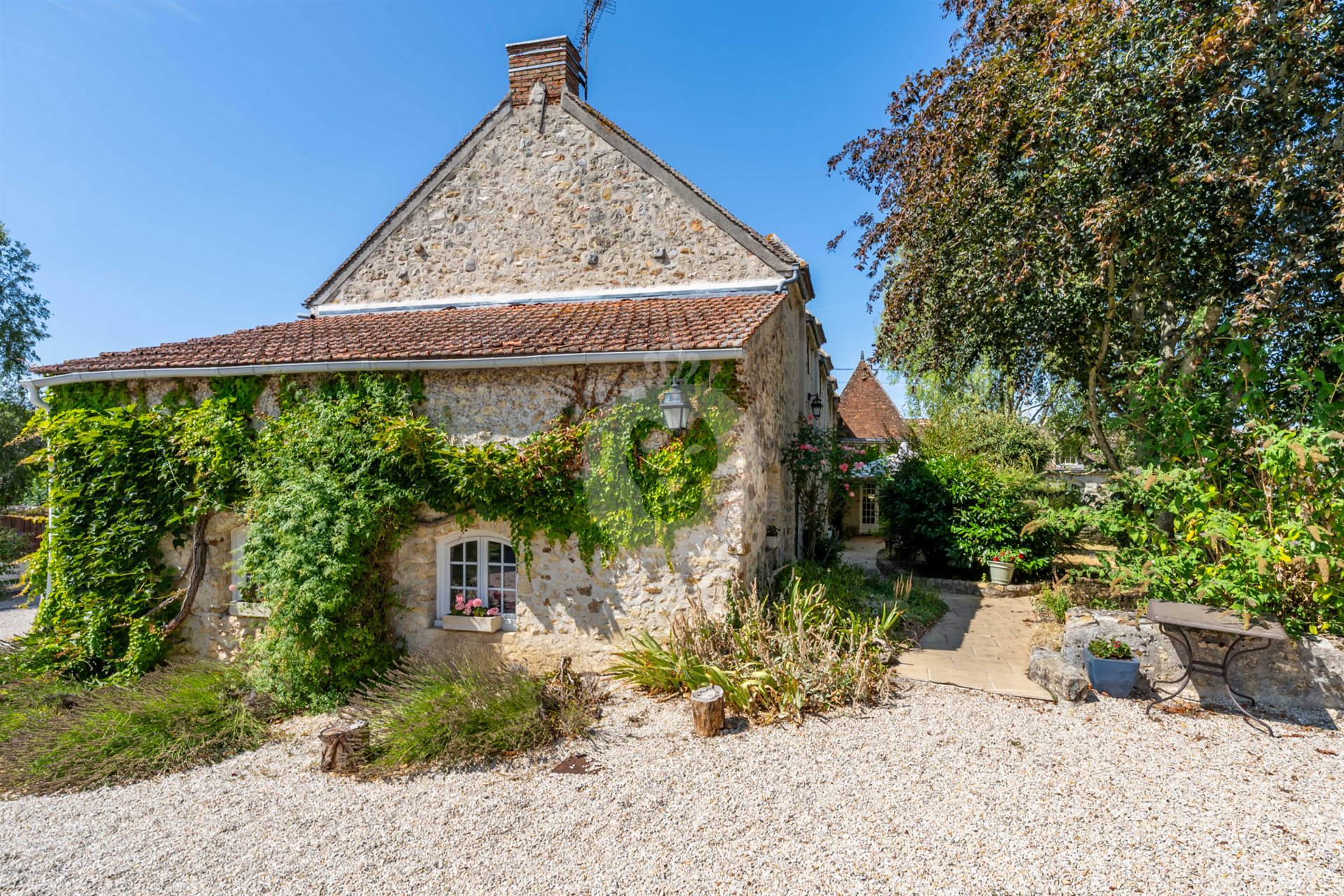 Maison à vendre, 570m², Vert-Saint-Denis