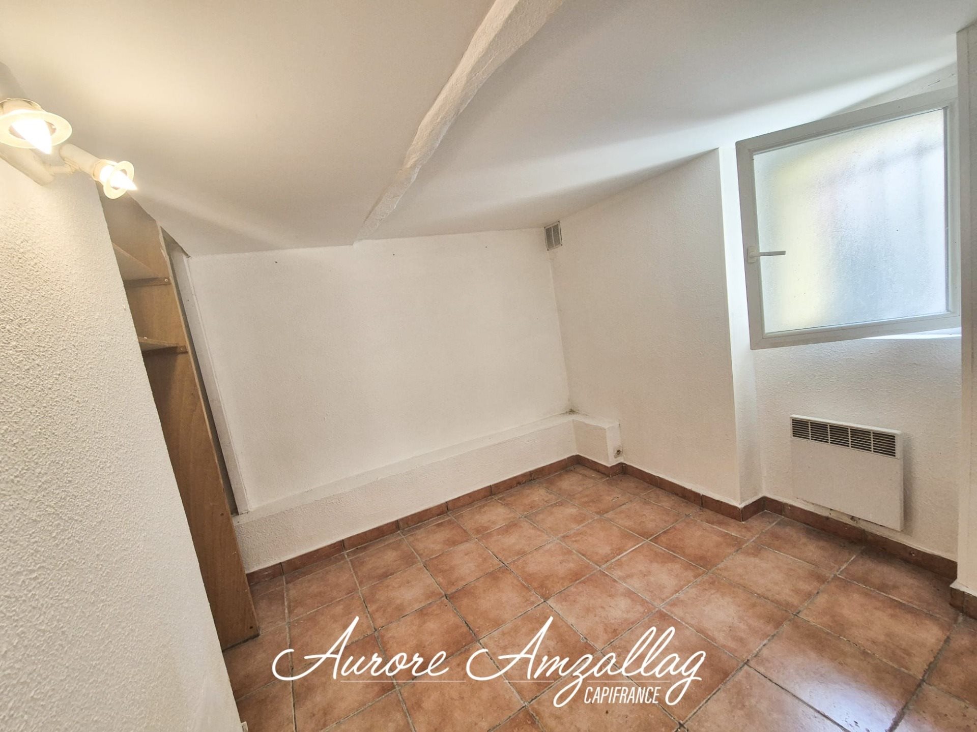 Appartement à vendre, 33m², Aubagne