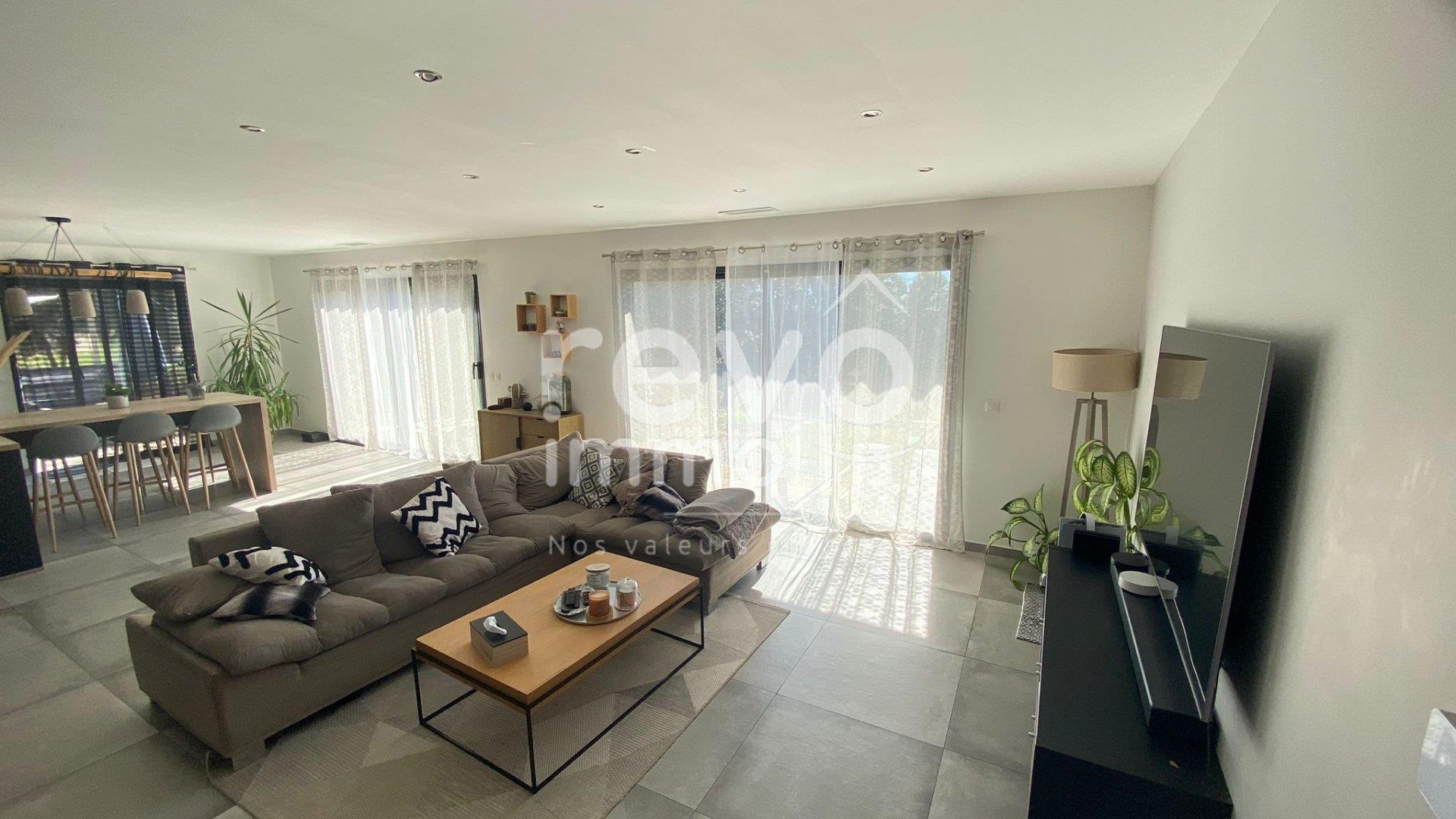 Maison à vendre, 215m², Paulhan