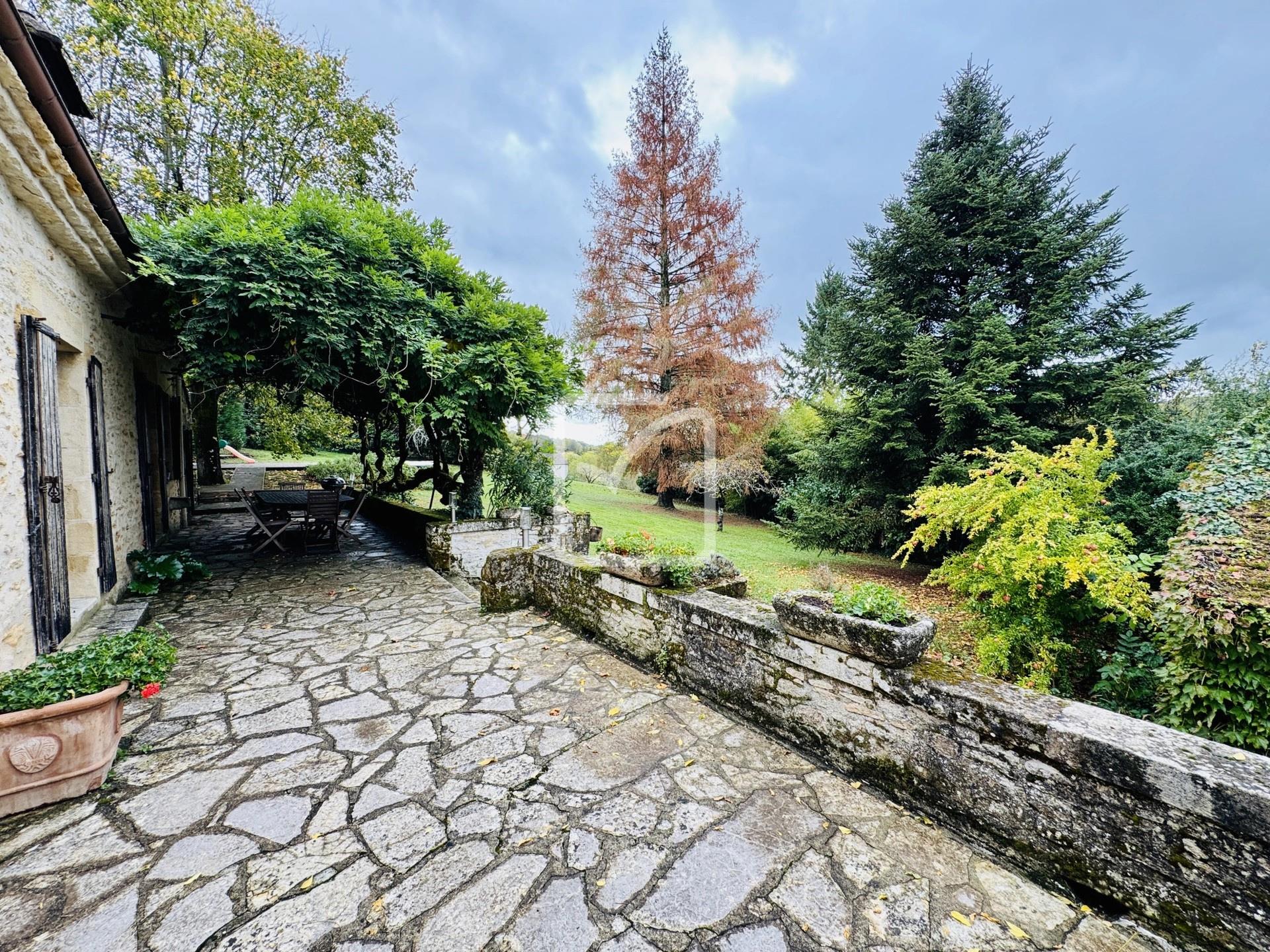 Maison à vendre, 275m², Sarlat-la-Canéda