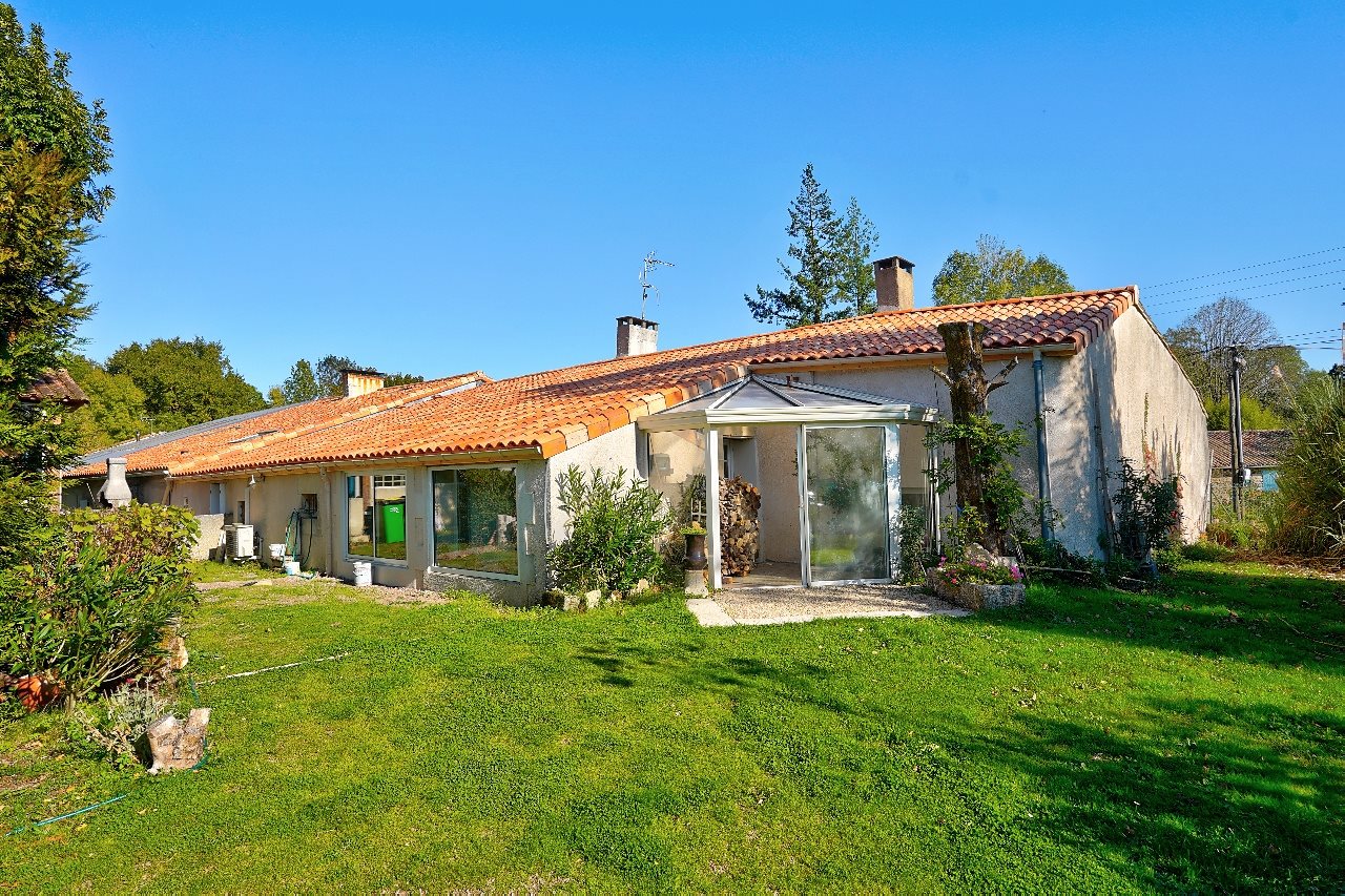 Maison à vendre, 200m², Xaintray