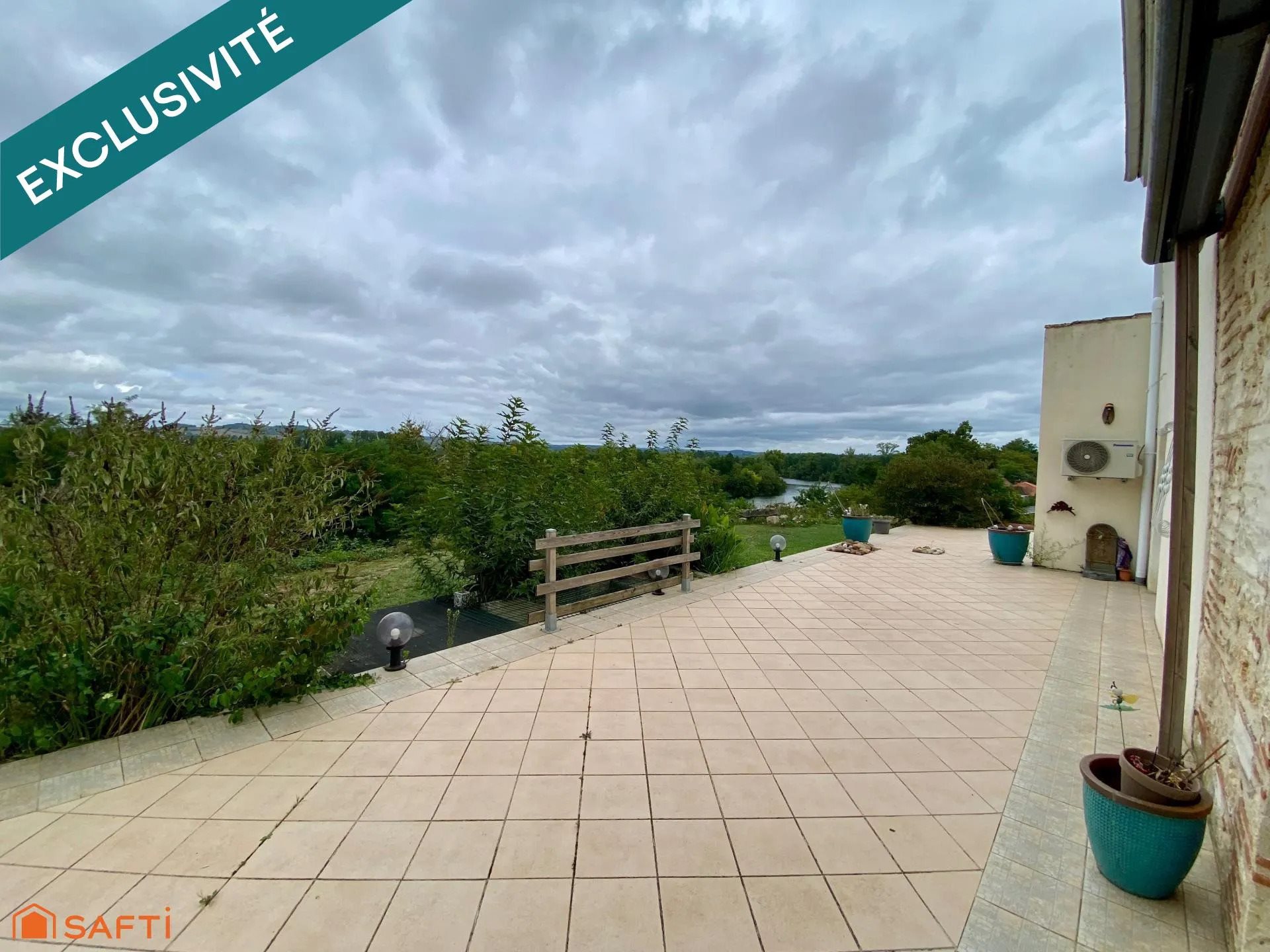 Maison à vendre, 157m², Sainte-Livrade-sur-Lot