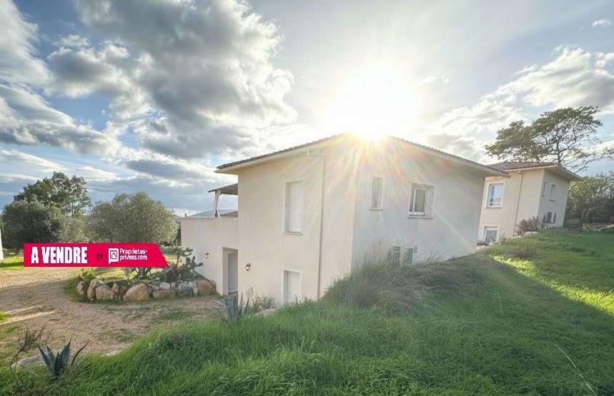 Maison à vendre, 100m², Lecci