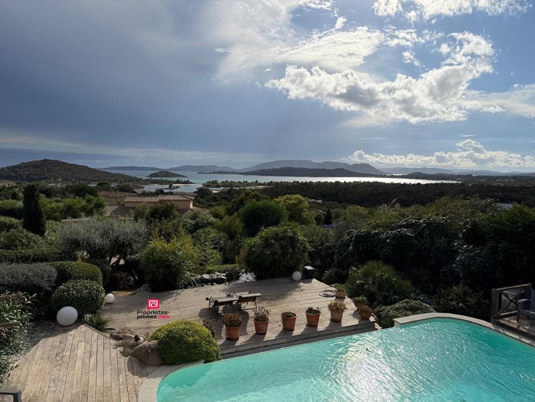 Maison à vendre, 143m², Sainte-Lucie de Porto-Vecchio