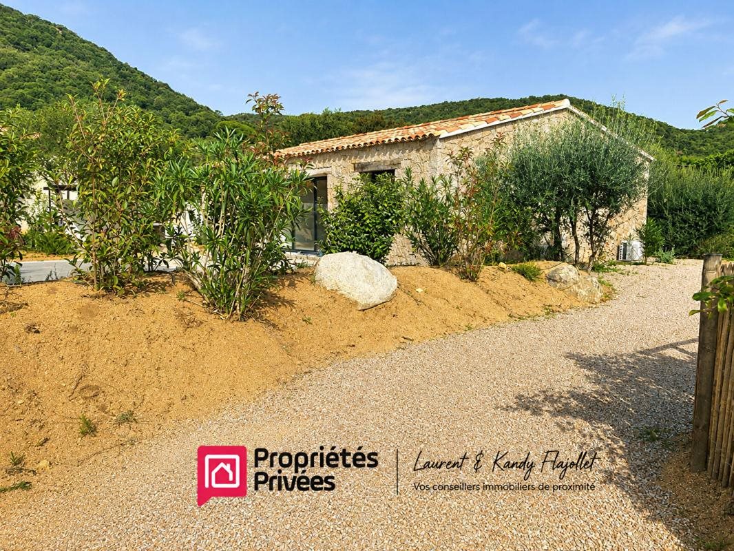 Maison à vendre, 83m², Sainte-Lucie de Porto-Vecchio