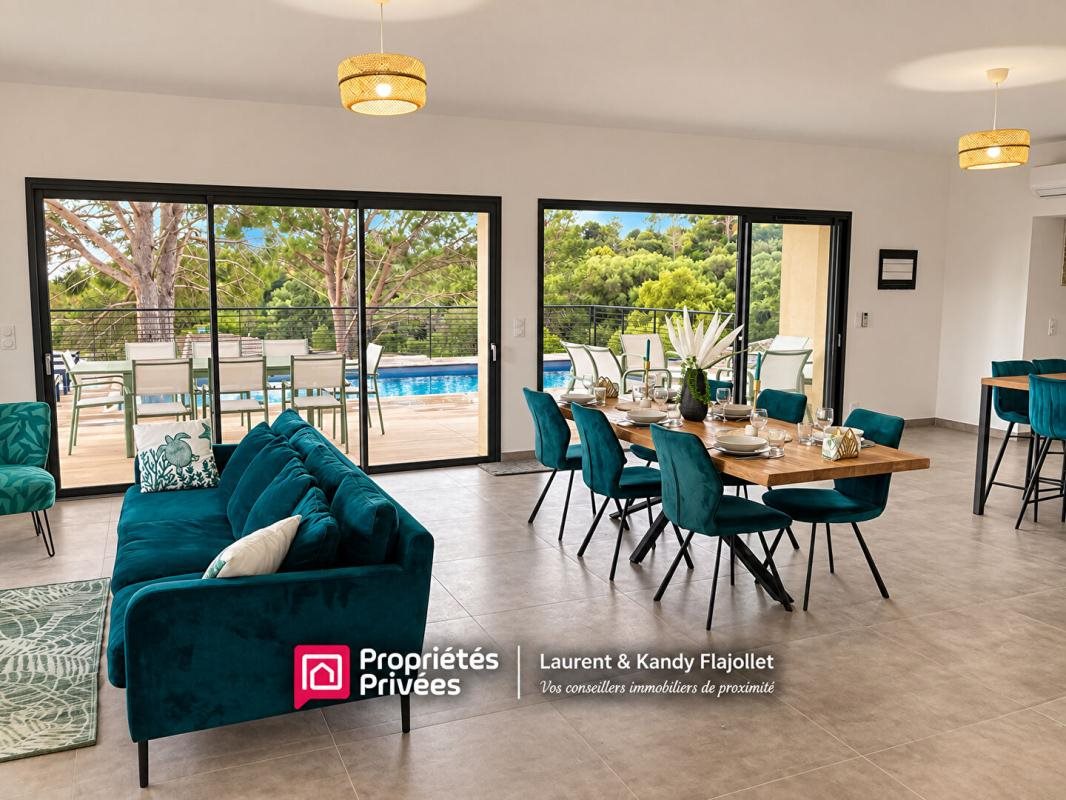 Maison à vendre, 156m², Sainte-Lucie de Porto-Vecchio