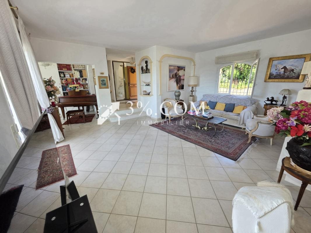 Maison à vendre, 225m², Saint-Raphaël