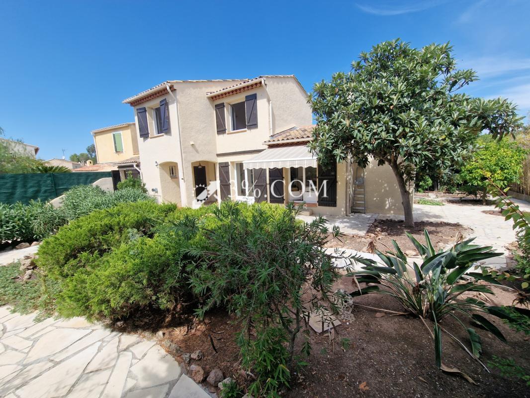 Maison à vendre, 96m², Saint-Raphaël