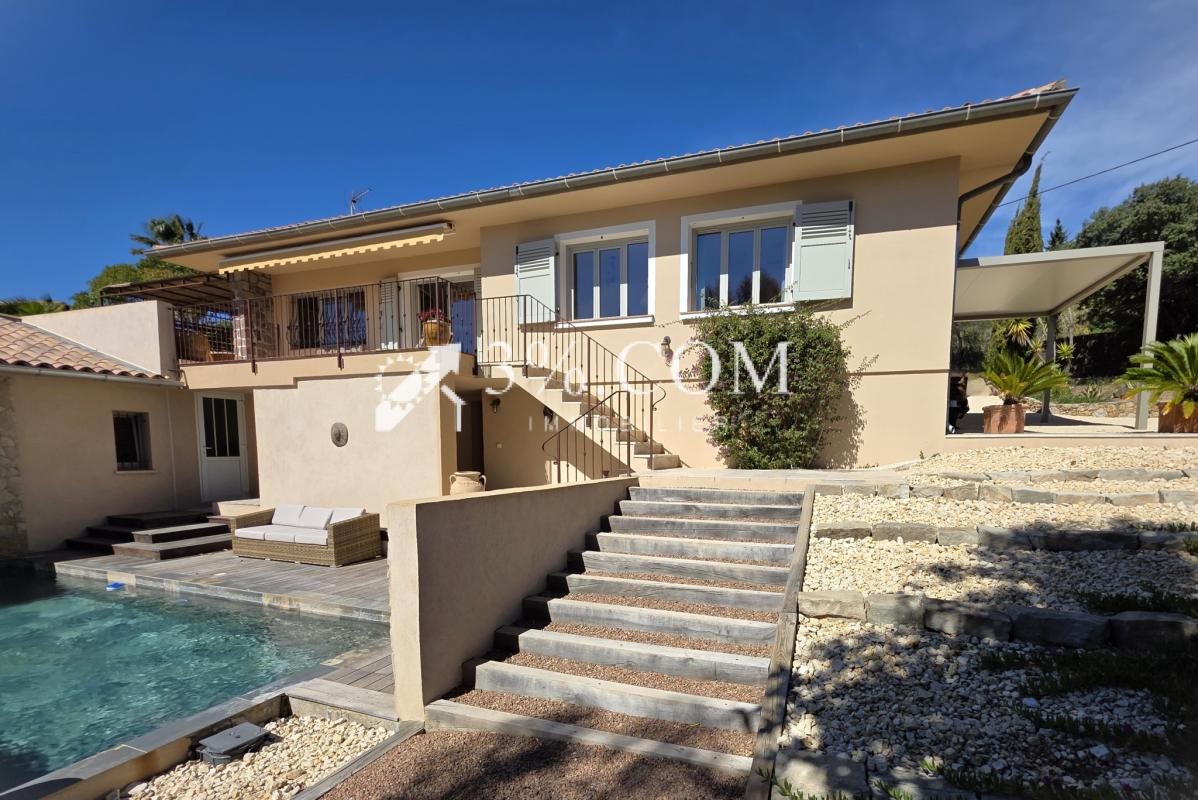 Maison à vendre, 192m², Saint-Raphaël