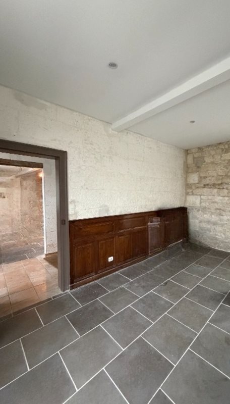 Maison à vendre, 300m², Agris