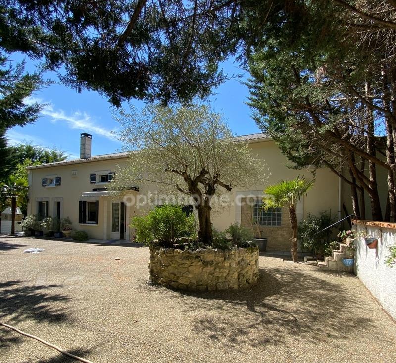 Maison à vendre, 314m², L'Isle-d'Espagnac