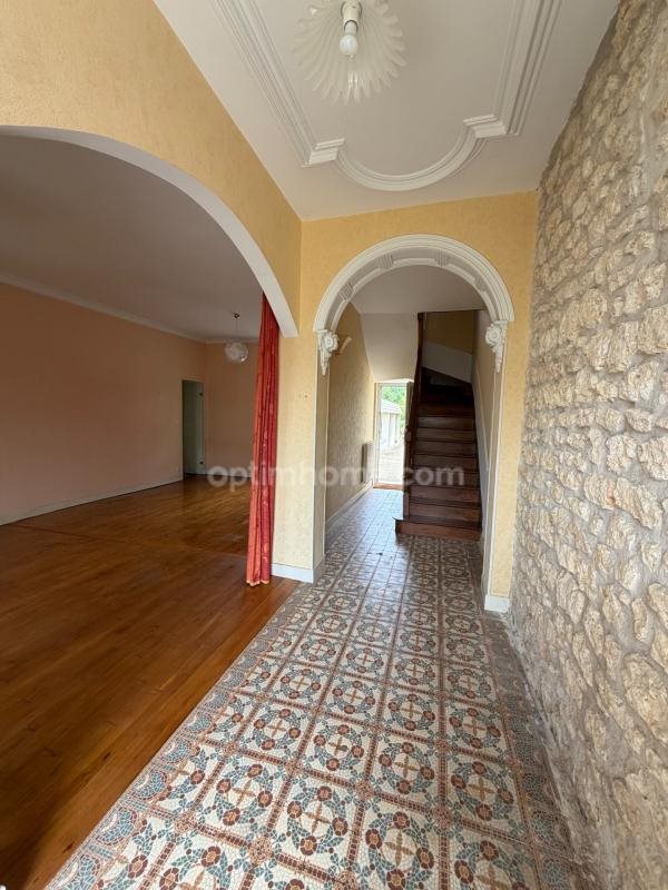 Maison à vendre, 190m², Saint-Yrieix-sur-Charente