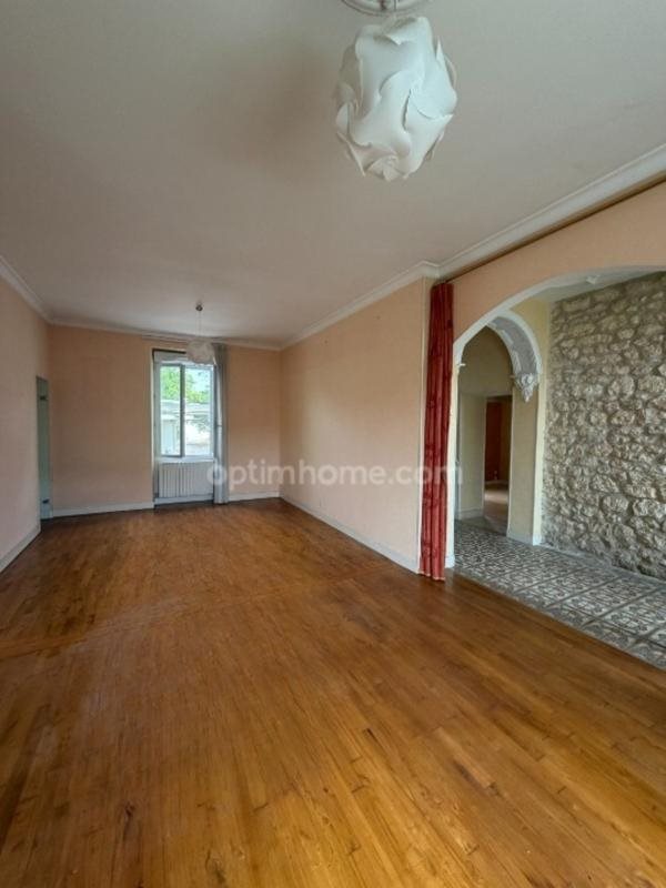 Maison à vendre, 190m², Saint-Yrieix-sur-Charente
