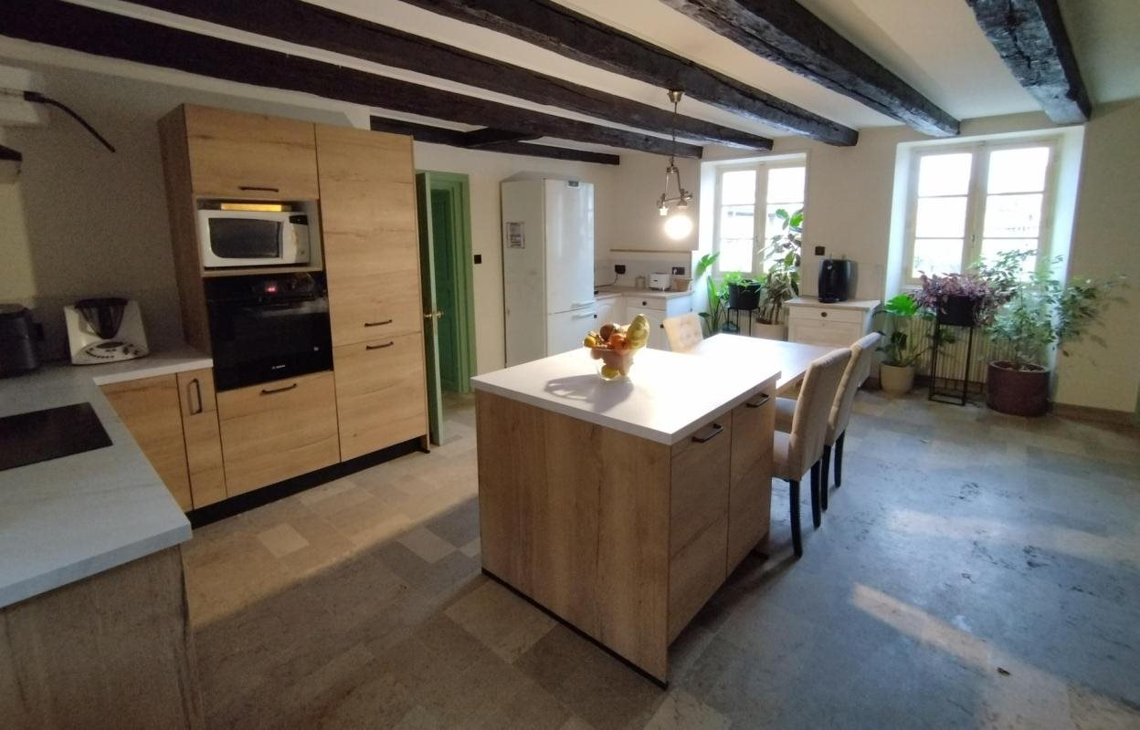 Maison à vendre, 223m², Chazelles