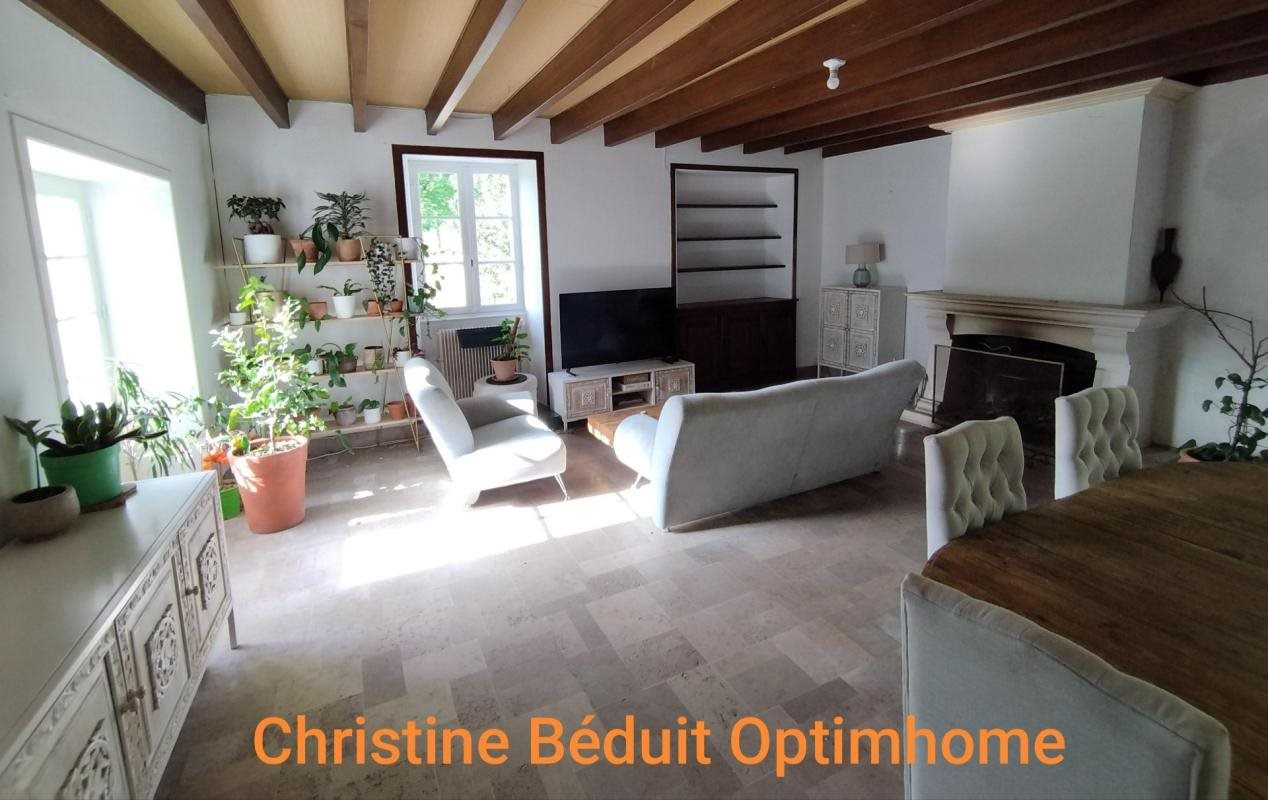 Maison à vendre, 223m², Chazelles