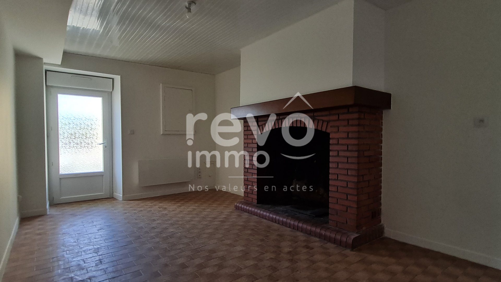 Maison à vendre, 77m², La Chapelle-Glain