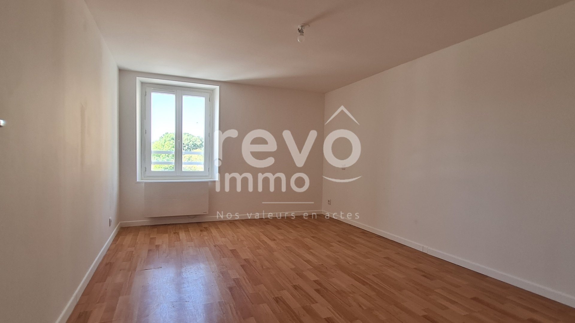 Maison à vendre, 77m², La Chapelle-Glain