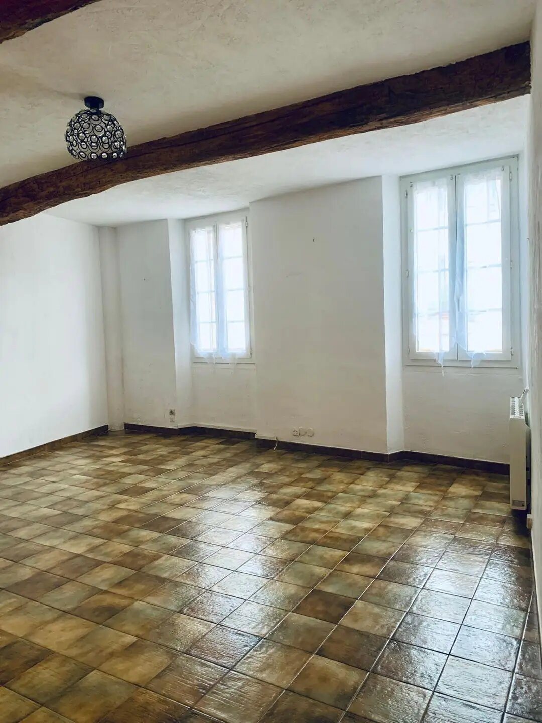Appartement à louer, 67m², Cuers