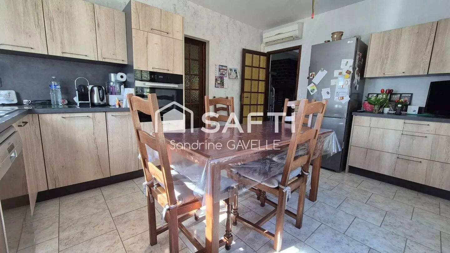 Maison à vendre, 136m², Saint-Lyé