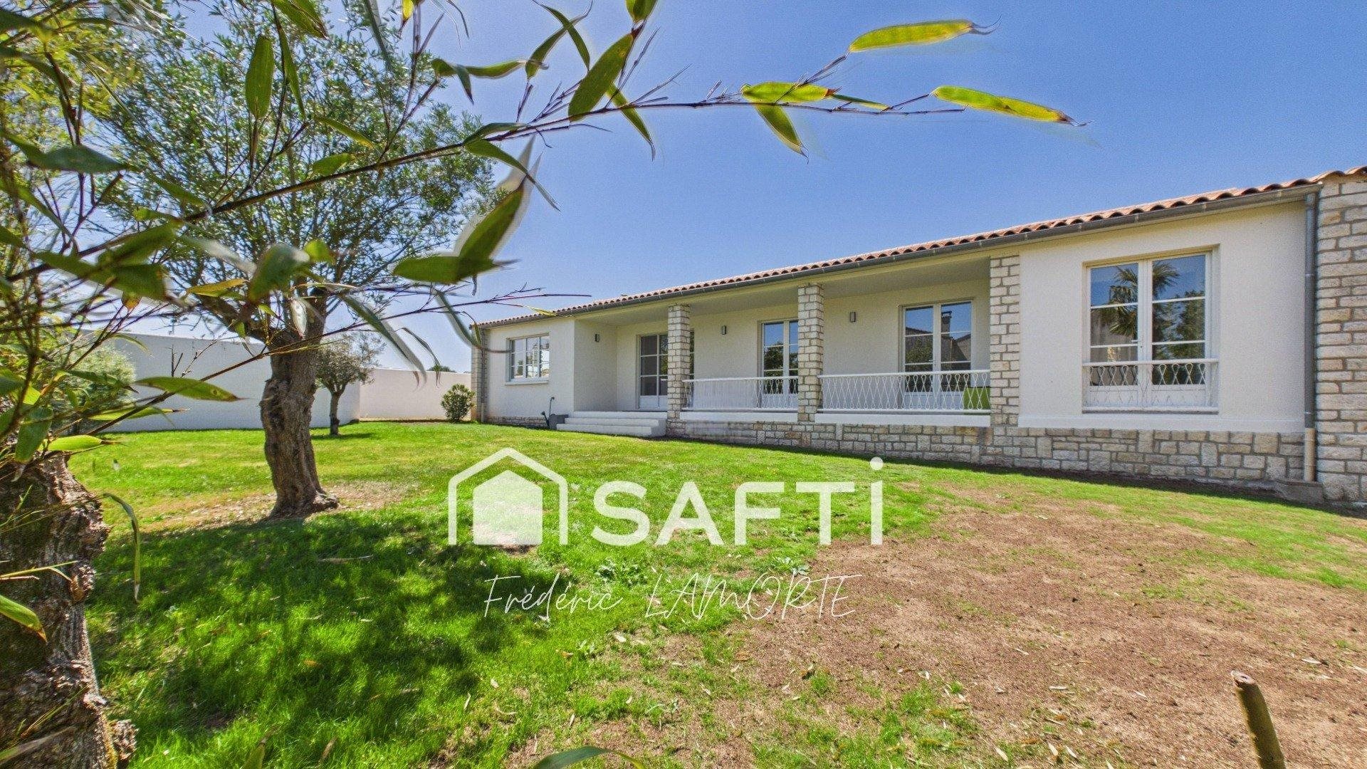 Maison à vendre, 138m², Sainte-Soulle