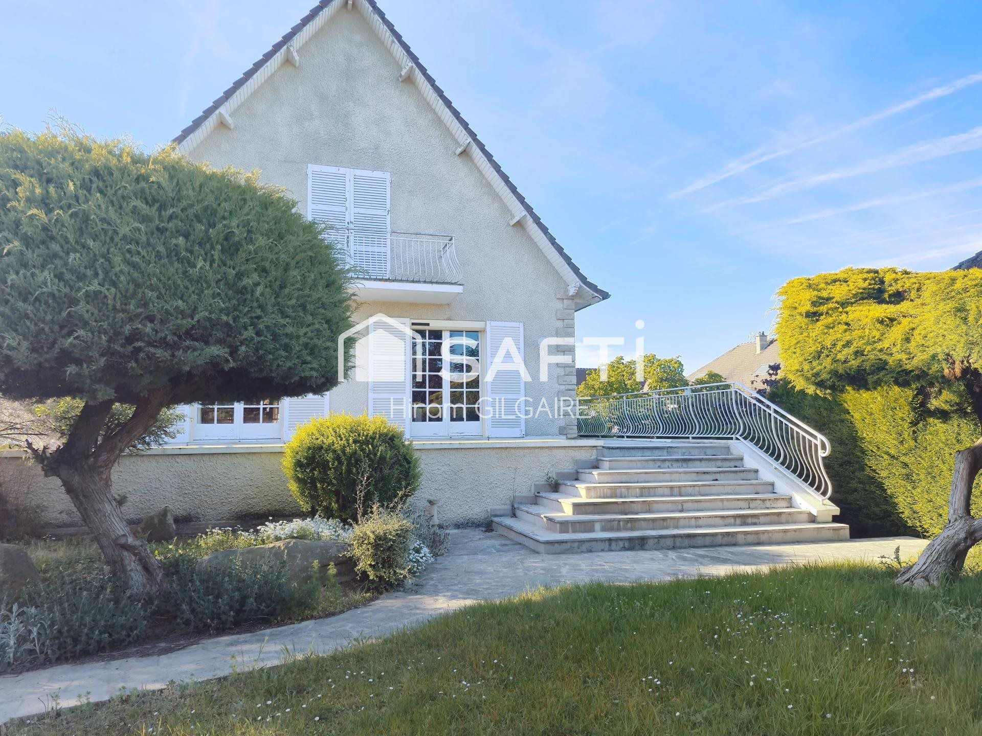 Maison à vendre, 145m², Pont-Sainte-Maxence