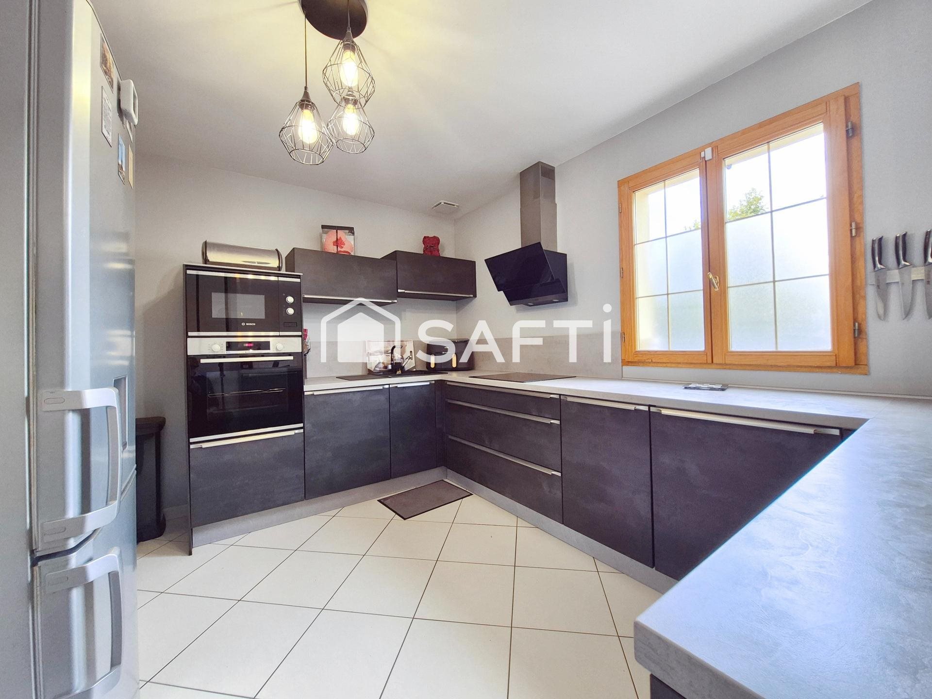 Maison à vendre, 140m², Houdancourt
