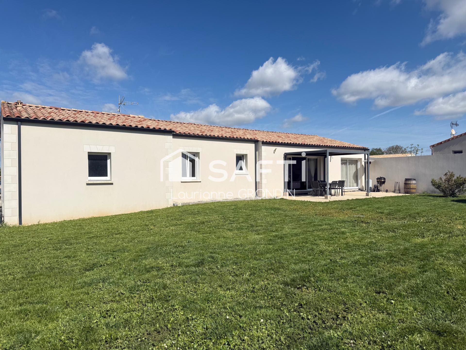 Maison à vendre, 120m², Saint-Sulpice-d'Arnoult