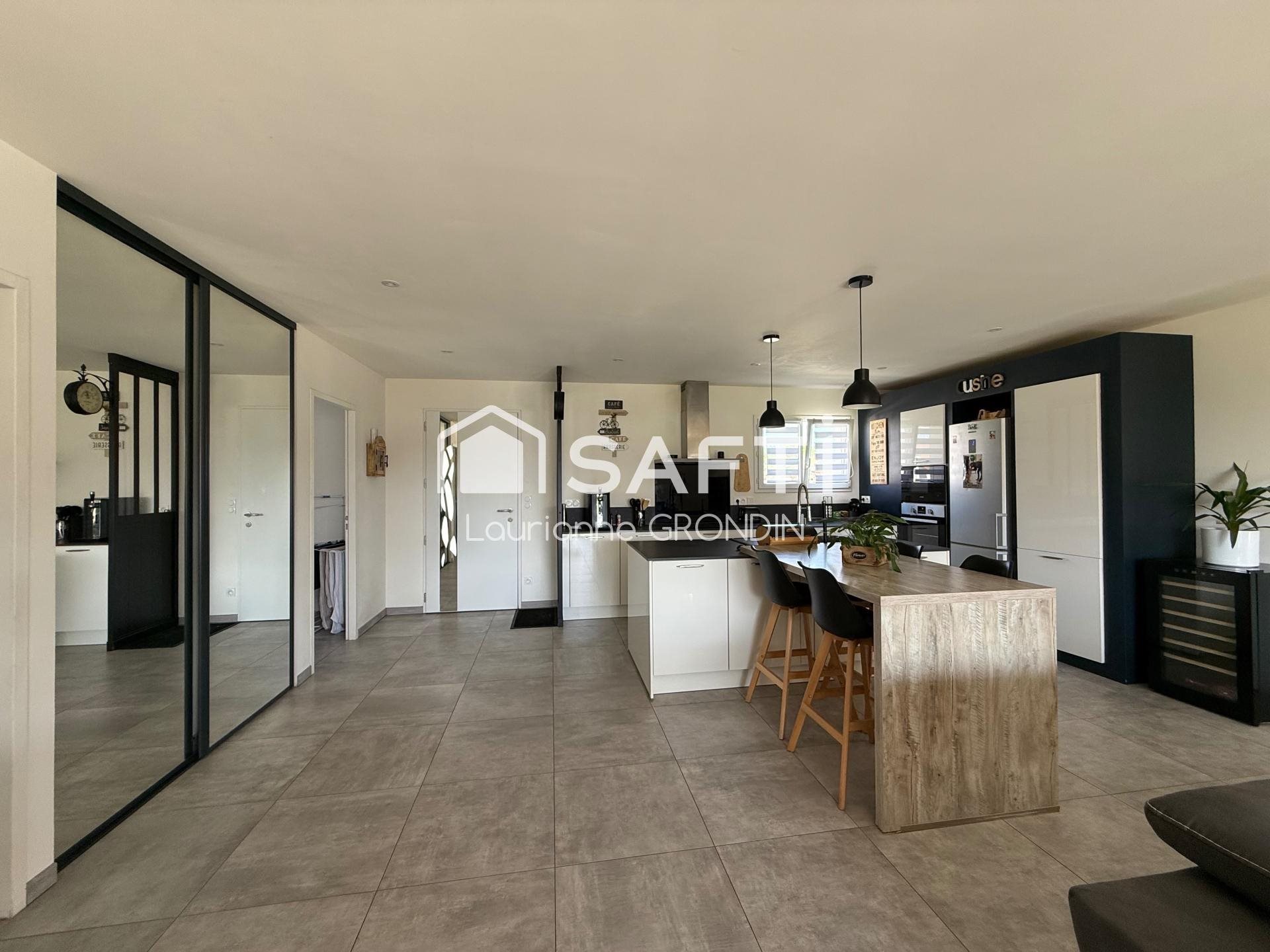 Maison à vendre, 120m², Saint-Sulpice-d'Arnoult