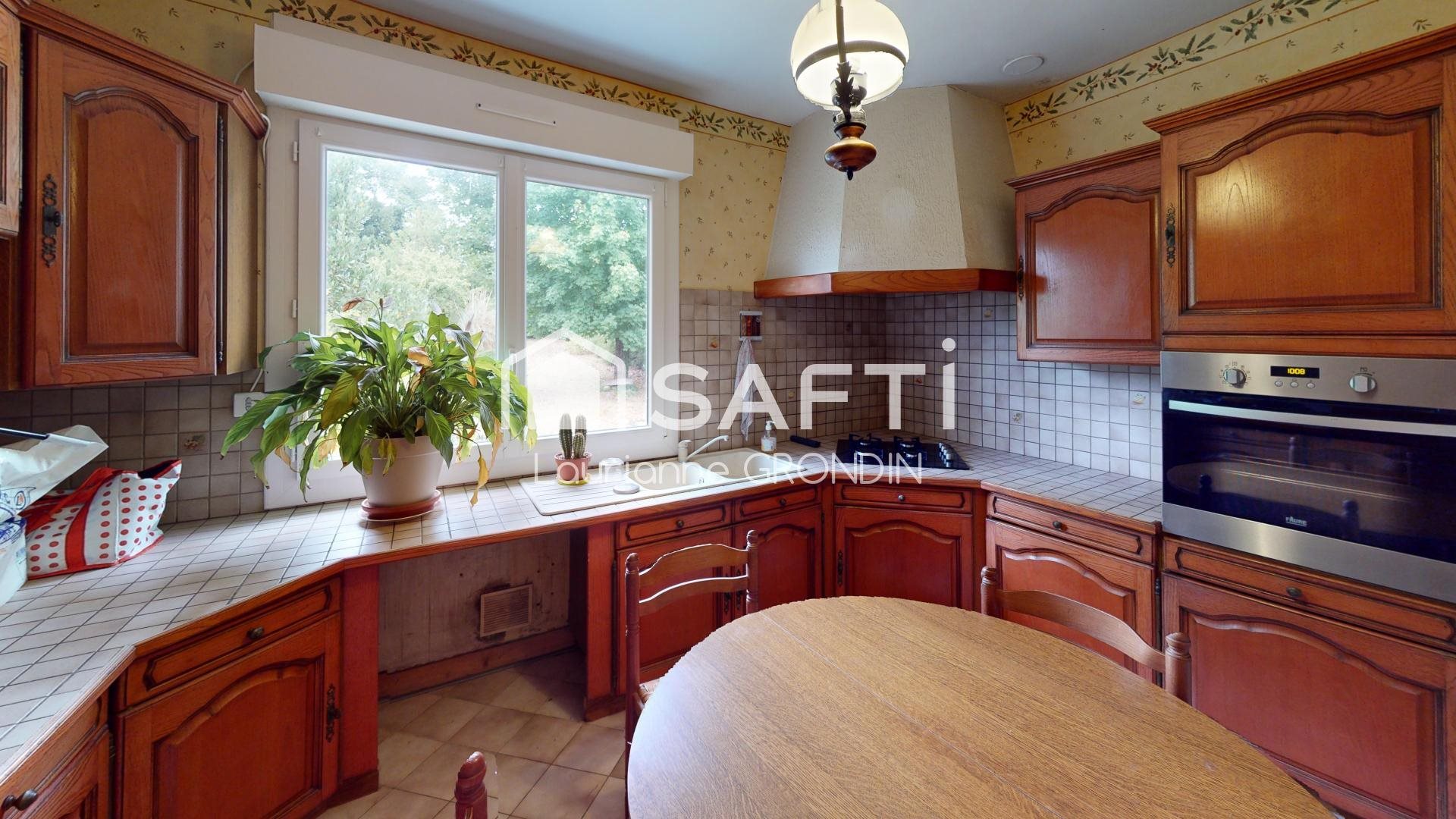 Maison à vendre, 96m², Saint-Jean-d'Angély