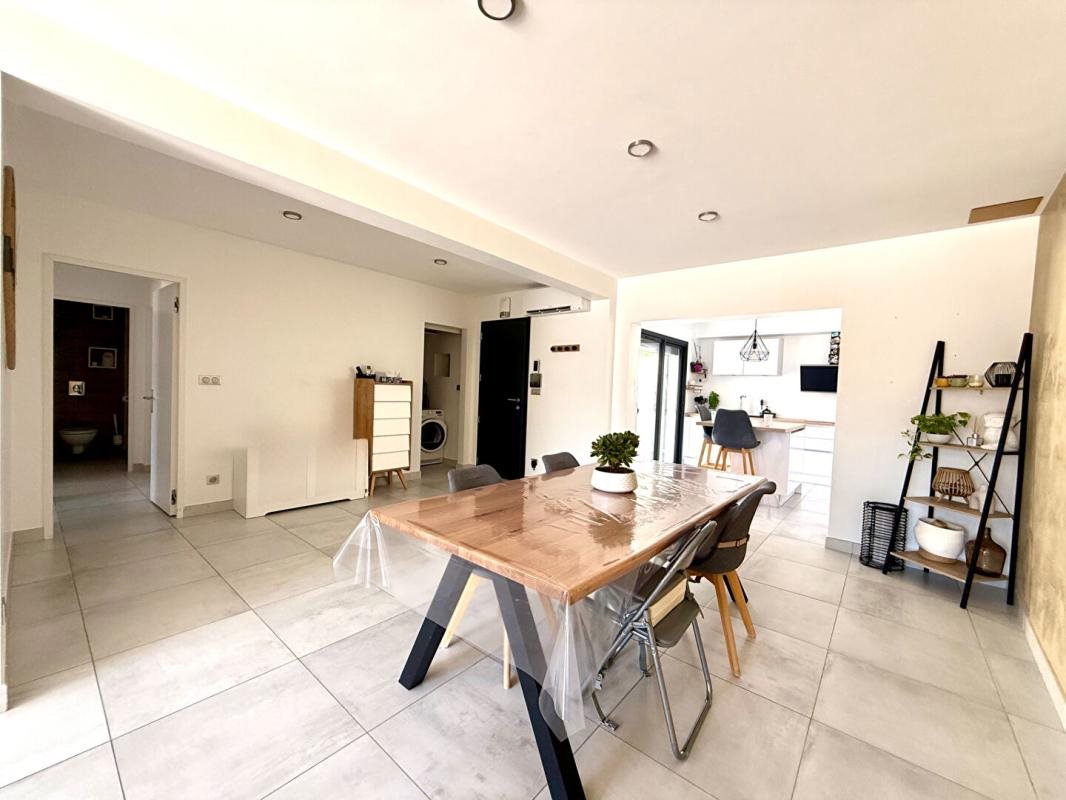 Maison à vendre, 86m², Saint-Mitre-les-Remparts