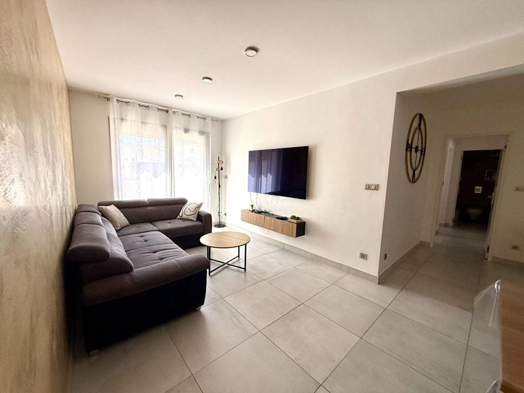 Maison à vendre, 86m², Saint-Mitre-les-Remparts