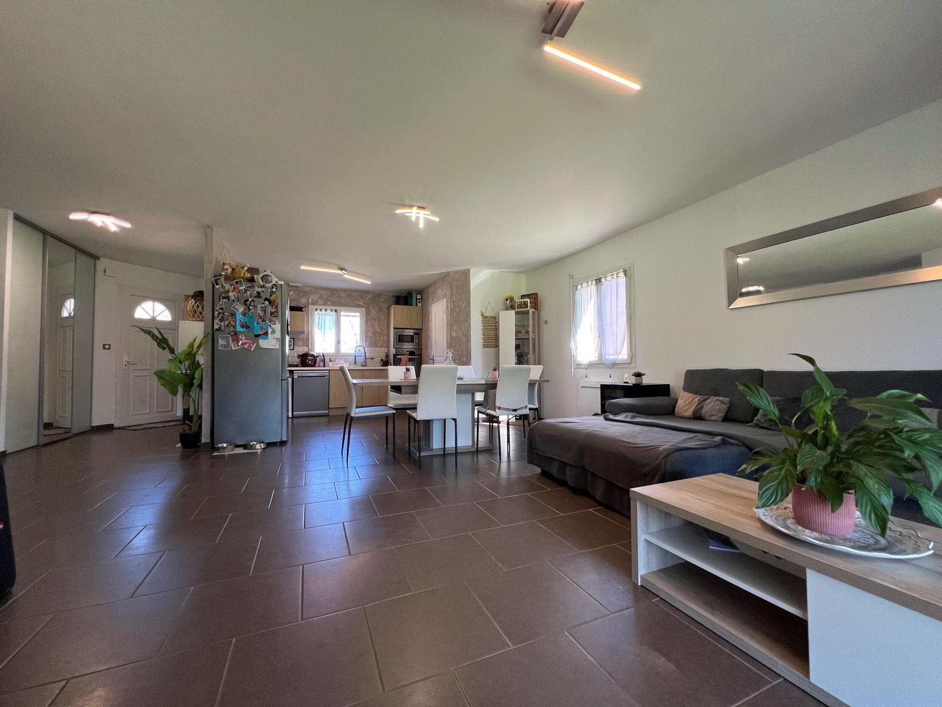 Maison à louer, 96m², Aubazines
