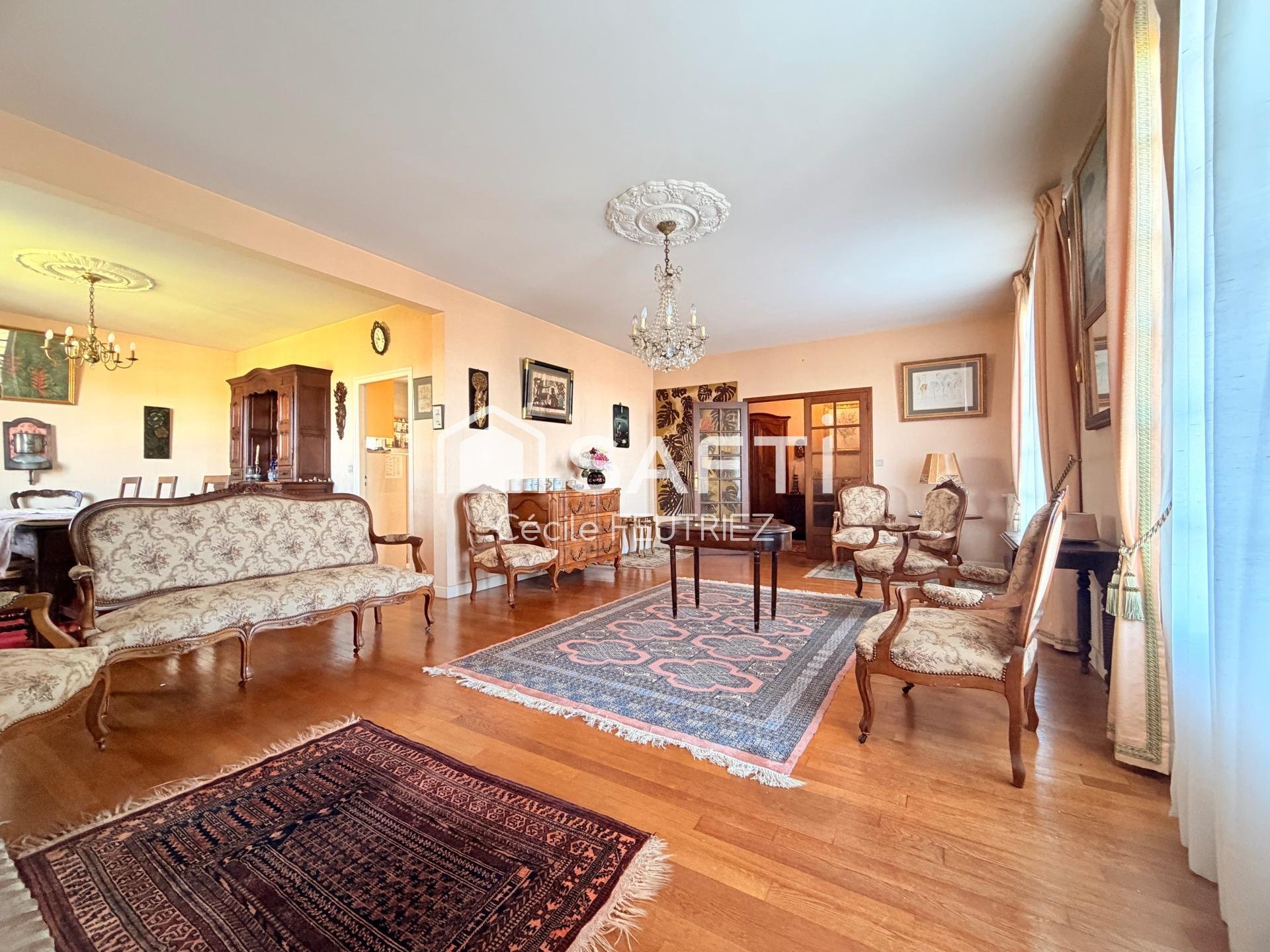 Maison à vendre, 200m², Saint-Laurent-les-Tours