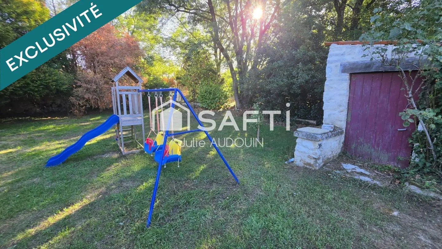 Maison à vendre, 138m², Bazauges