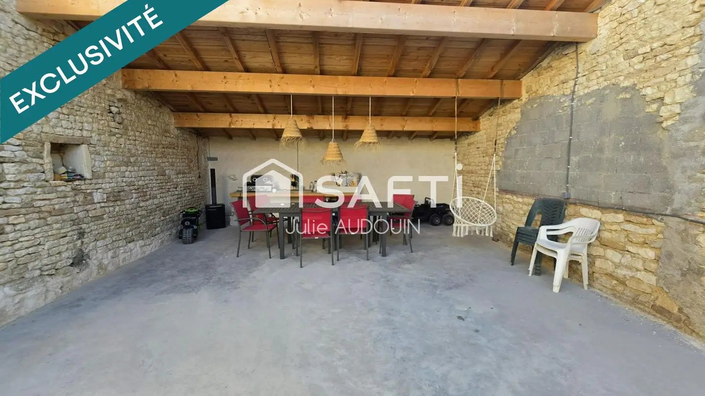 Maison à vendre, 138m², Bazauges