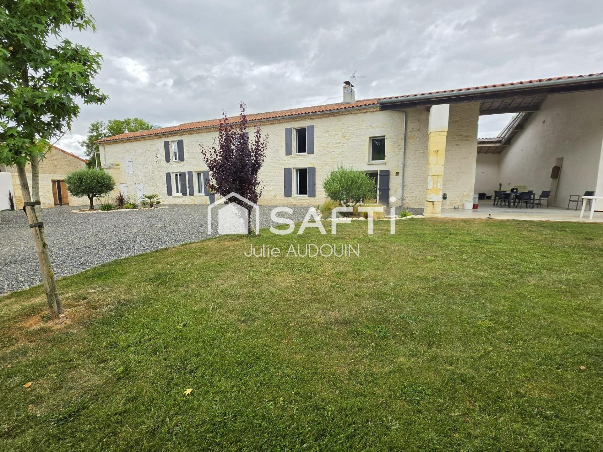 Maison à vendre, 262m², Les Touches-de-Périgny