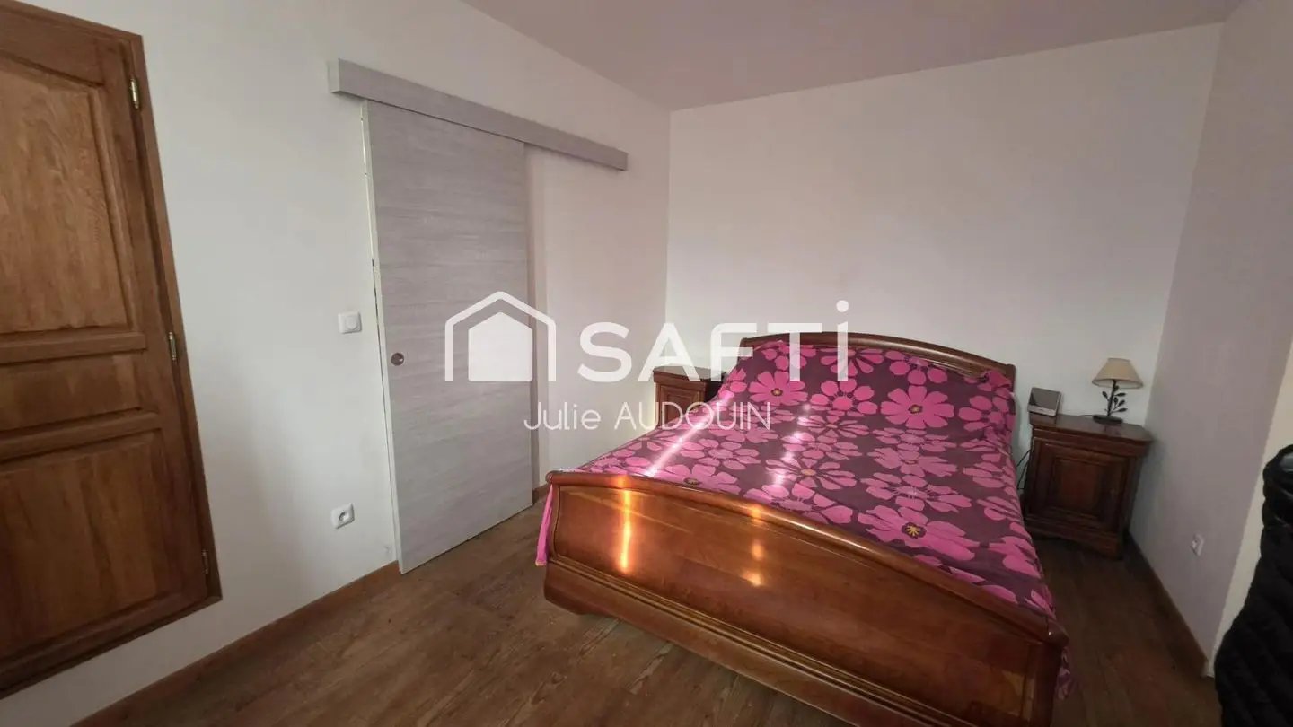 Maison à vendre, 140m², Sigogne