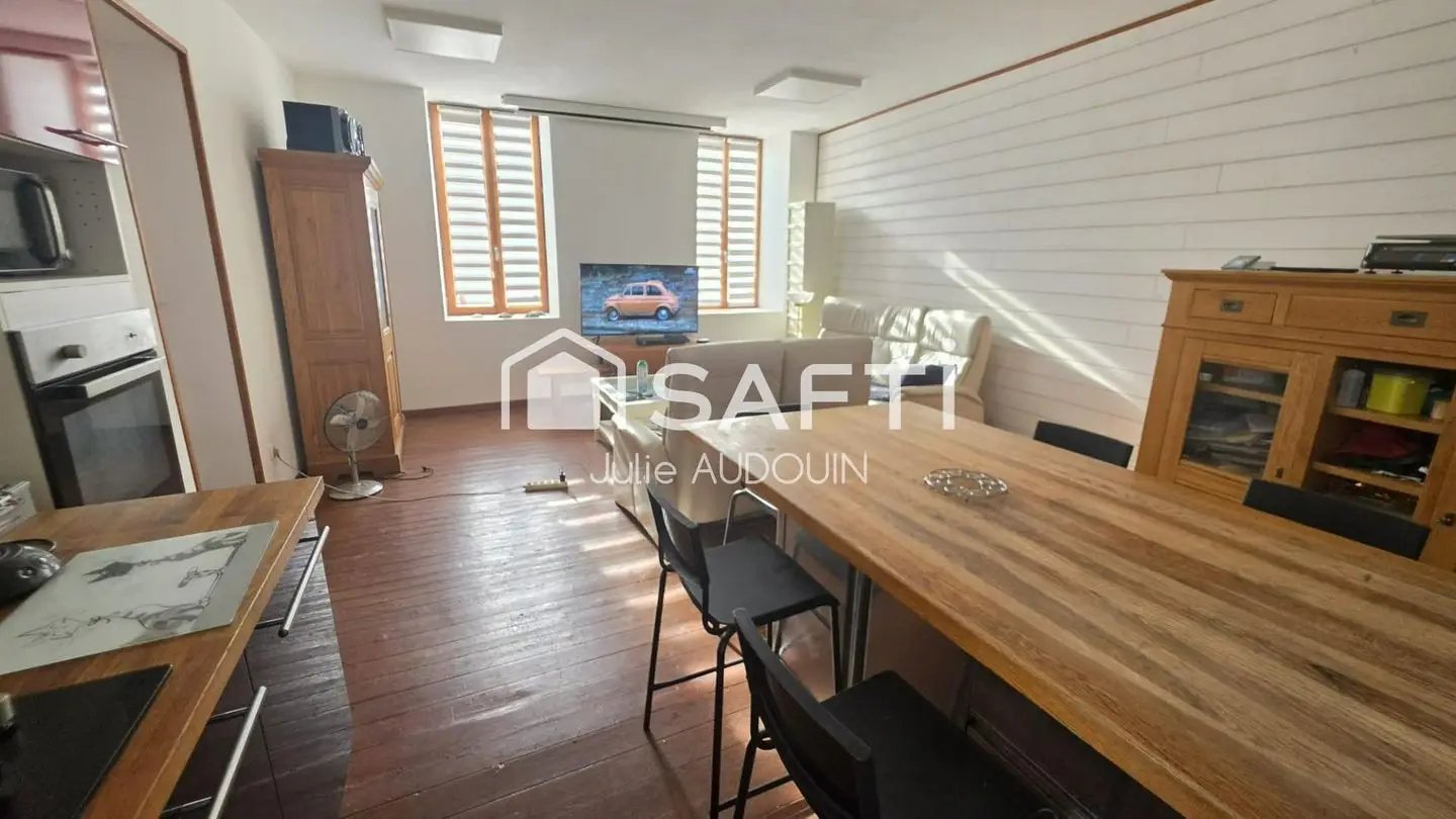Maison à vendre, 140m², Sigogne