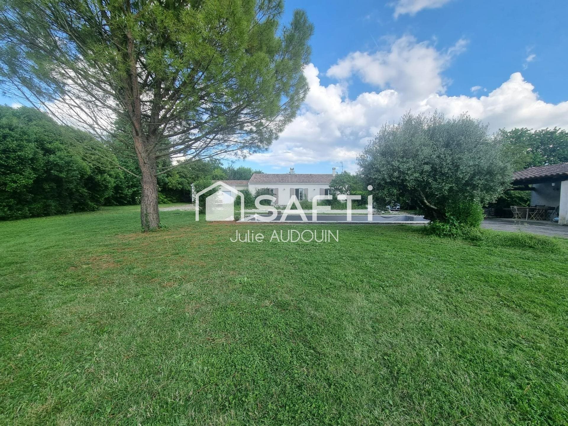 Maison à vendre, 143m², Ballans