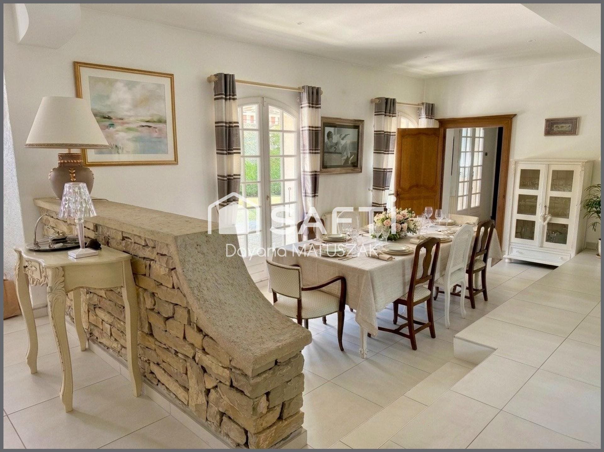 Maison à vendre, 232m², Orgeval