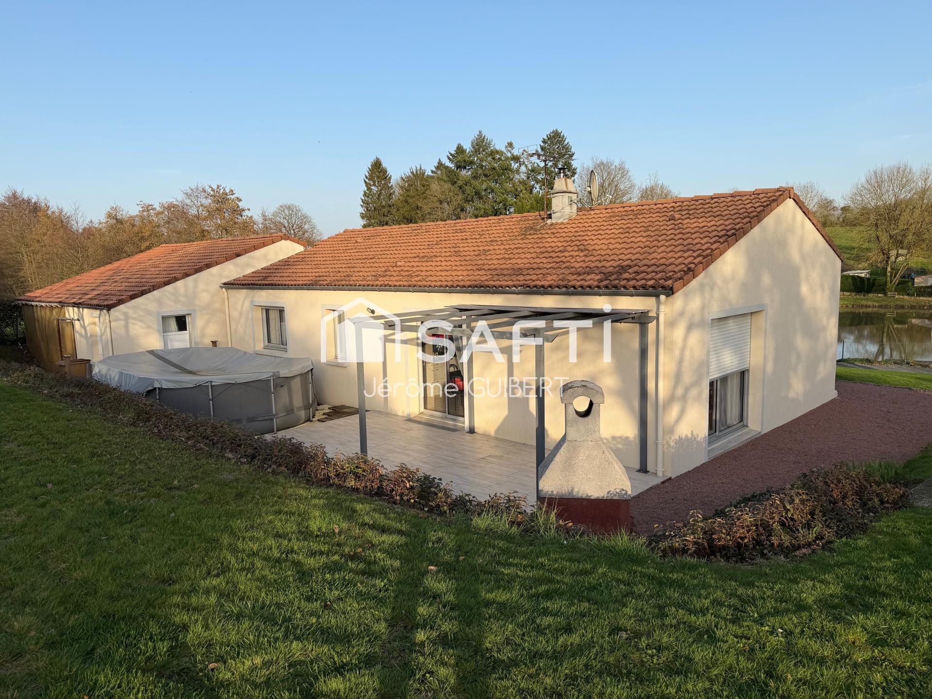 Maison à vendre, 94m², Cerizay