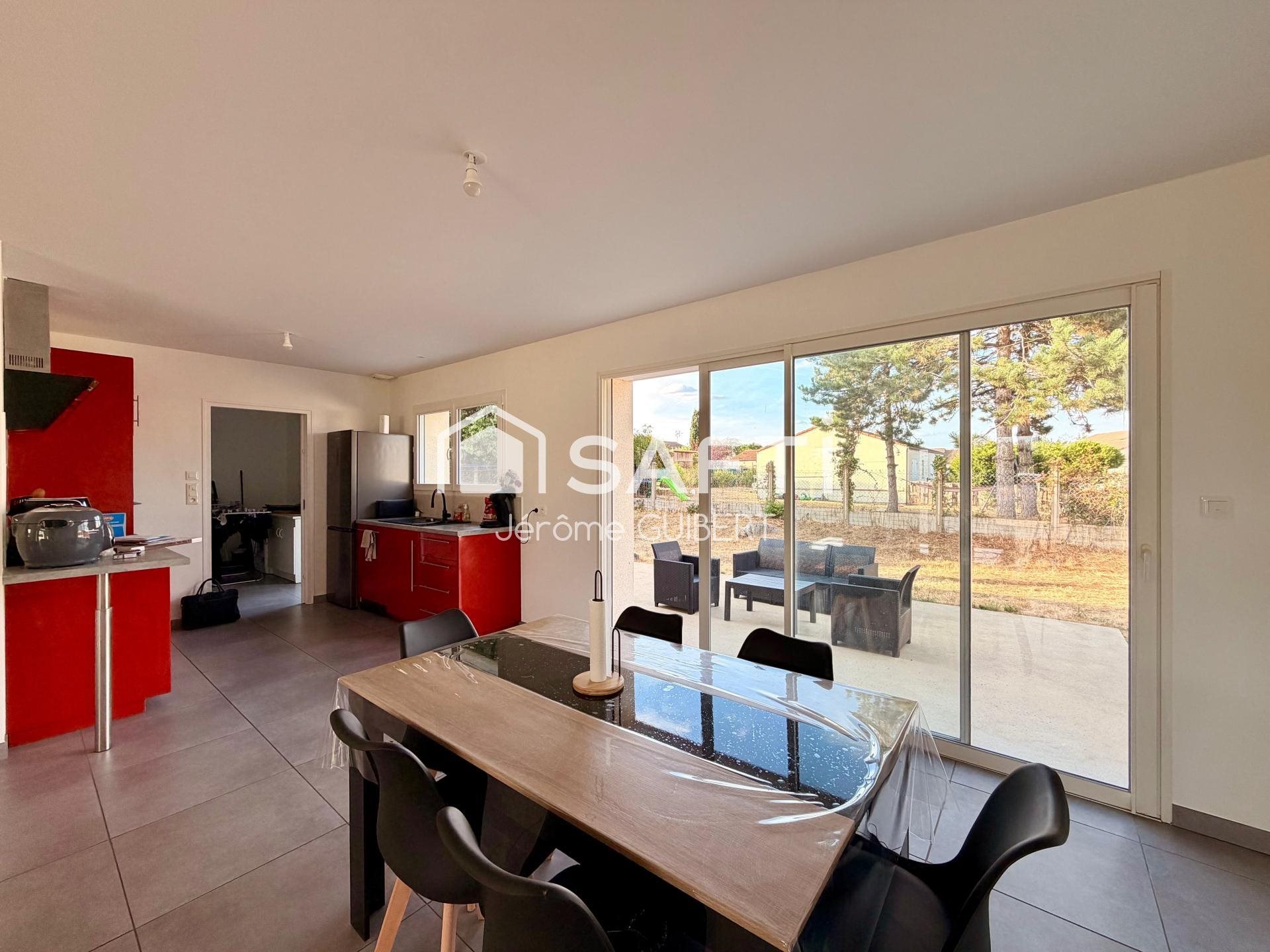 Maison à vendre, 114m², Nueil-les-Aubiers