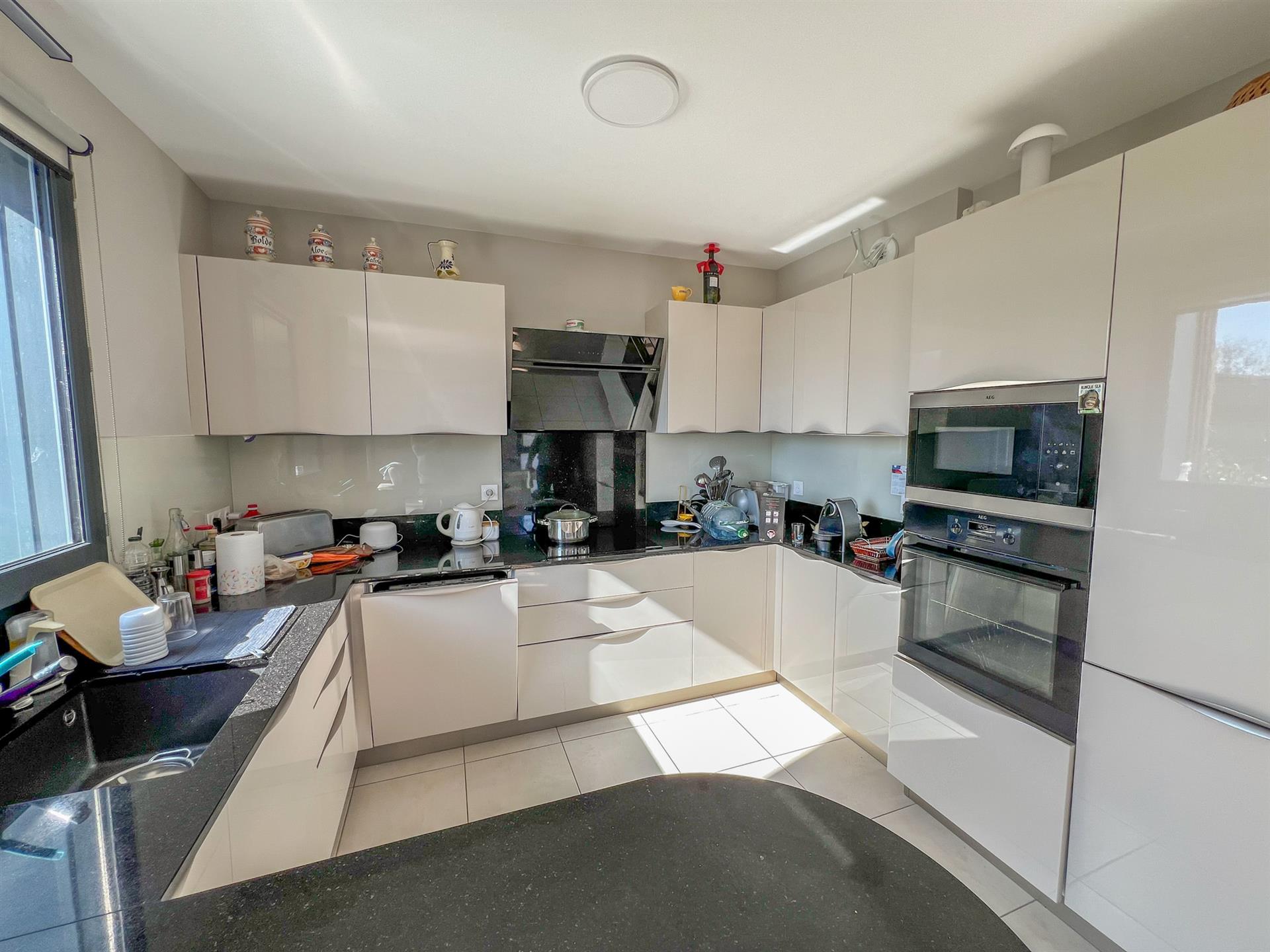 Appartement à vendre, 85m², Le Mesnil-Saint-Denis